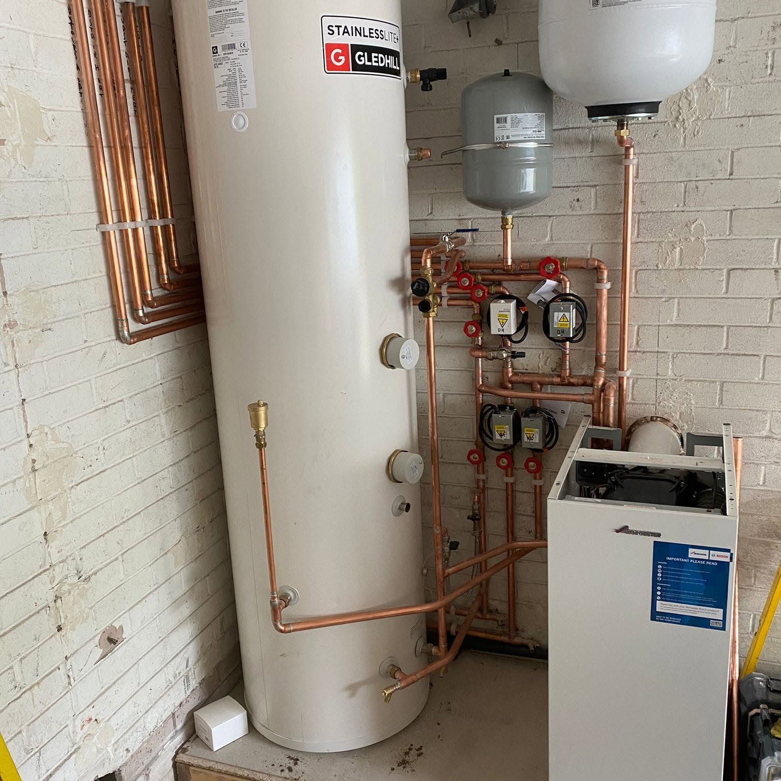 Unvented cylinders