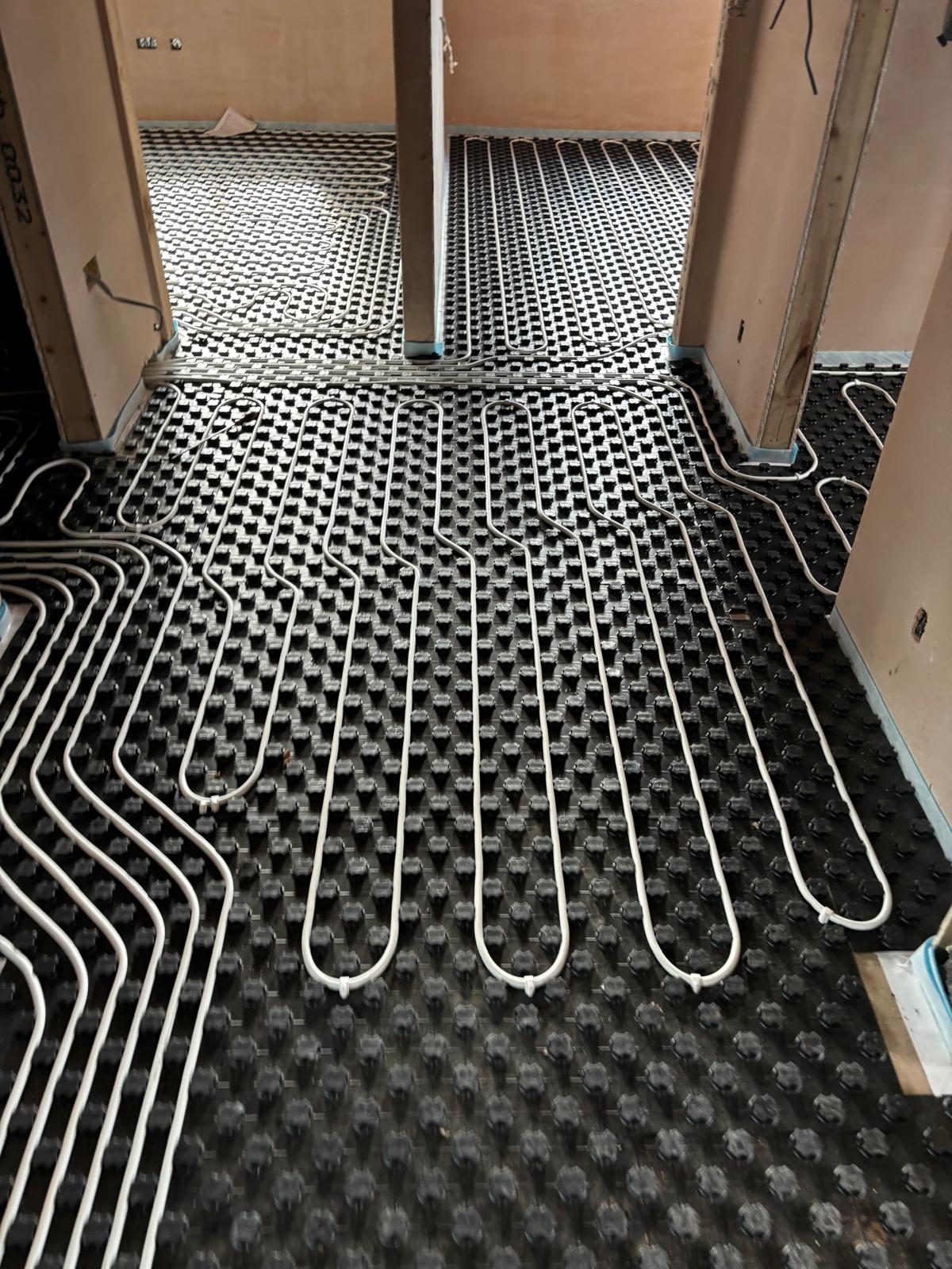 Underfloor heating installation